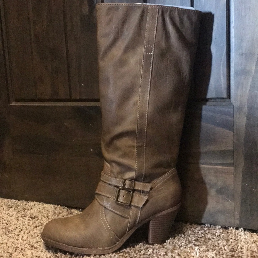 Mia Shoes Brand  Molly Taupe Boots 8m